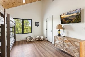 Smoky Mountain Cabin Rental in Sevierville, Tennessee at Reedmont