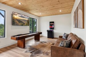 Smoky Mountain Cabin Rental in Sevierville, Tennessee at Reedmont