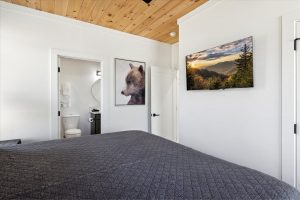 Smoky Mountain Cabin Rental in Sevierville, Tennessee at Reedmont