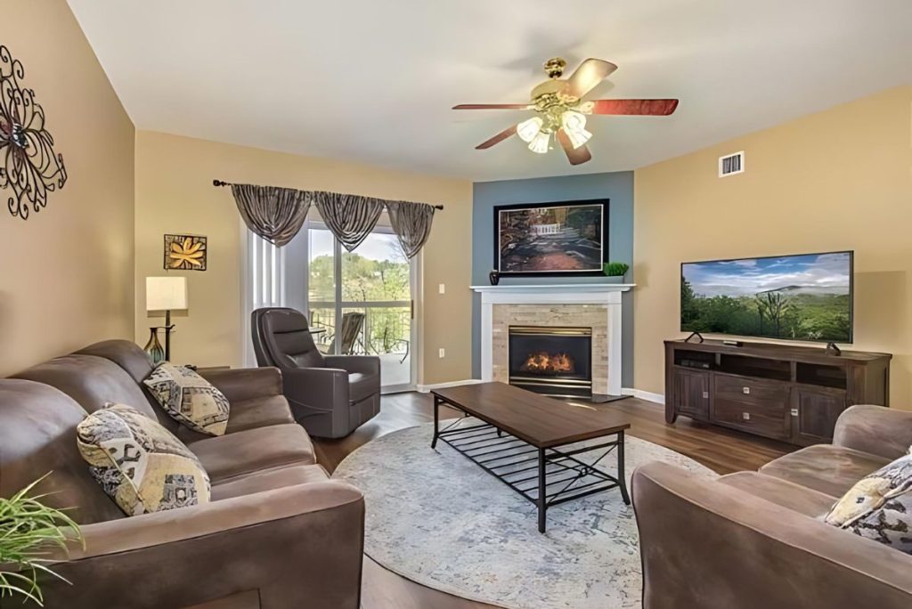 Bear Crossing Condo 402