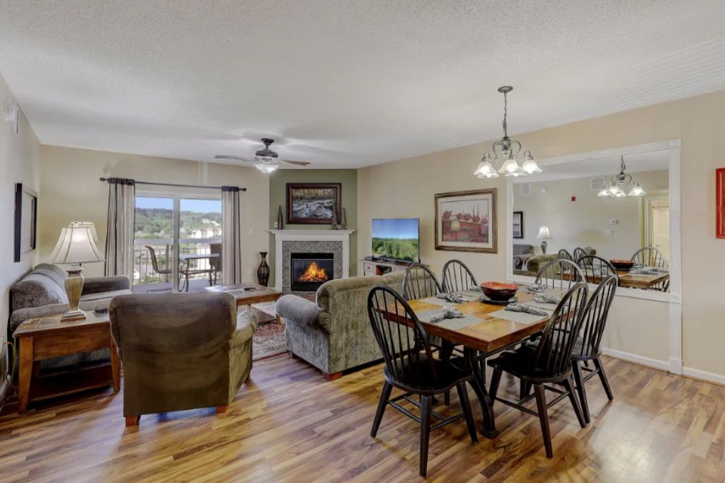 Whispering Pines 224