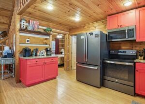 All I Ever Wanted Gatlinburg Cabin in Arts & Crafts Community near Downtown Gatlinburg