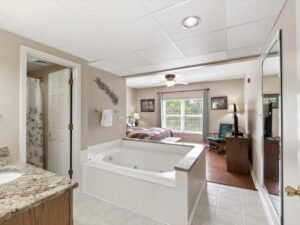 Whispering Pines 444 Vacation Destination Downtown Pigeon Forge with Mountain View