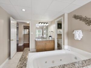 Whispering Pines 444 Vacation Destination Downtown Pigeon Forge with Mountain View