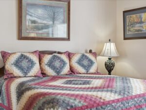 Whispering Pines 444 Vacation Destination Downtown Pigeon Forge with Mountain View