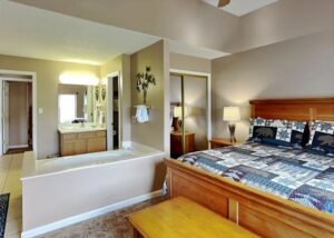 Whispering Pines 652 a 2 Bedroom Vacation Condo in Downtown Pigeon Forge, near Dollywood