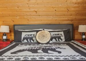 All I Ever Wanted Gatlinburg Cabin in Arts & Crafts Community near Downtown Gatlinburg