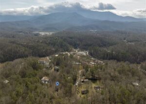 All I Ever Wanted Gatlinburg Cabin in Arts & Crafts Community near Downtown Gatlinburg