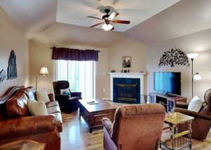 Whispering Pines 652 a 2 Bedroom Vacation Condo in Downtown Pigeon Forge, near Dollywood