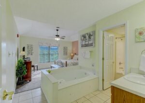 Whispering Pines 653 Majestic View Downtown Pigeon Forge Two Bedroom Condo