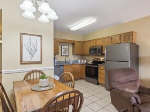 Whispering Pines 101 Downtown Pigeon Forge one bedroom vacation rental