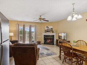 Whispering Pines 101 Downtown Pigeon Forge one bedroom vacation rental