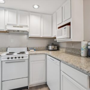 Downtown Pigeon Forge Island Escape 1 Bedroom Condo near The Island