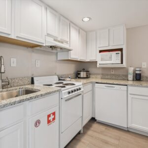 Downtown Pigeon Forge Island Escape 1 Bedroom Condo near The Island