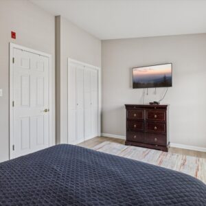 Downtown Pigeon Forge Island Escape 1 Bedroom Condo near The Island