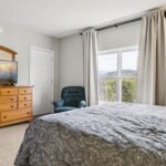 Whispering Pines Three Bedroom Walk-in level Vacation Rental Downtown Pigeon Forge