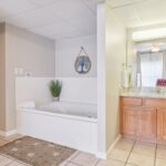 Whispering Pines Three Bedroom Walk-in level Vacation Rental Downtown Pigeon Forge