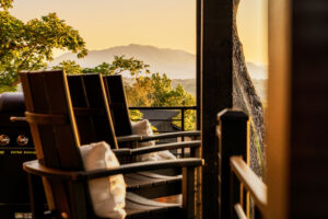 Five bedroom Sleeps 13 Free Dollywood and Soaky Mountain Ticket Vacation Rental