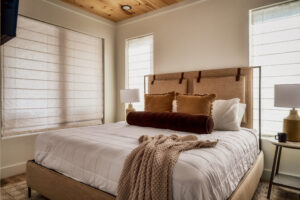 Five Bedroom Large Vacation rental Cabin near Dollywood Knoxville Pigeon Forge Smoky Mountain Top 10 Vacation Rental