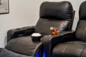 Five bedroom Sleeps 13 Free Dollywood and Soaky Mountain Ticket Vacation Rental