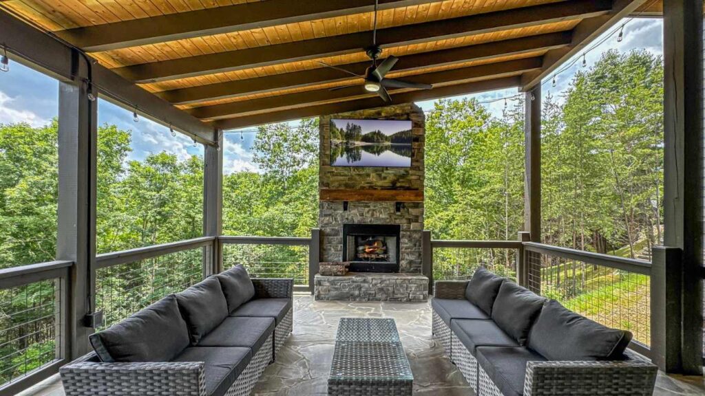 Large Vacation Cabin Rentals Near Dollywood Mountain Grace Rentals