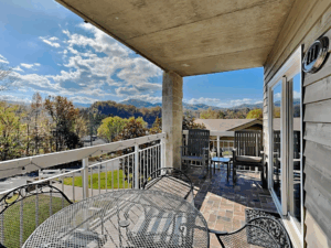 Whispering Pines Condo 411 Dream A Little Dream Walkin Level Vacation Rental Downtown Pigeon Forge