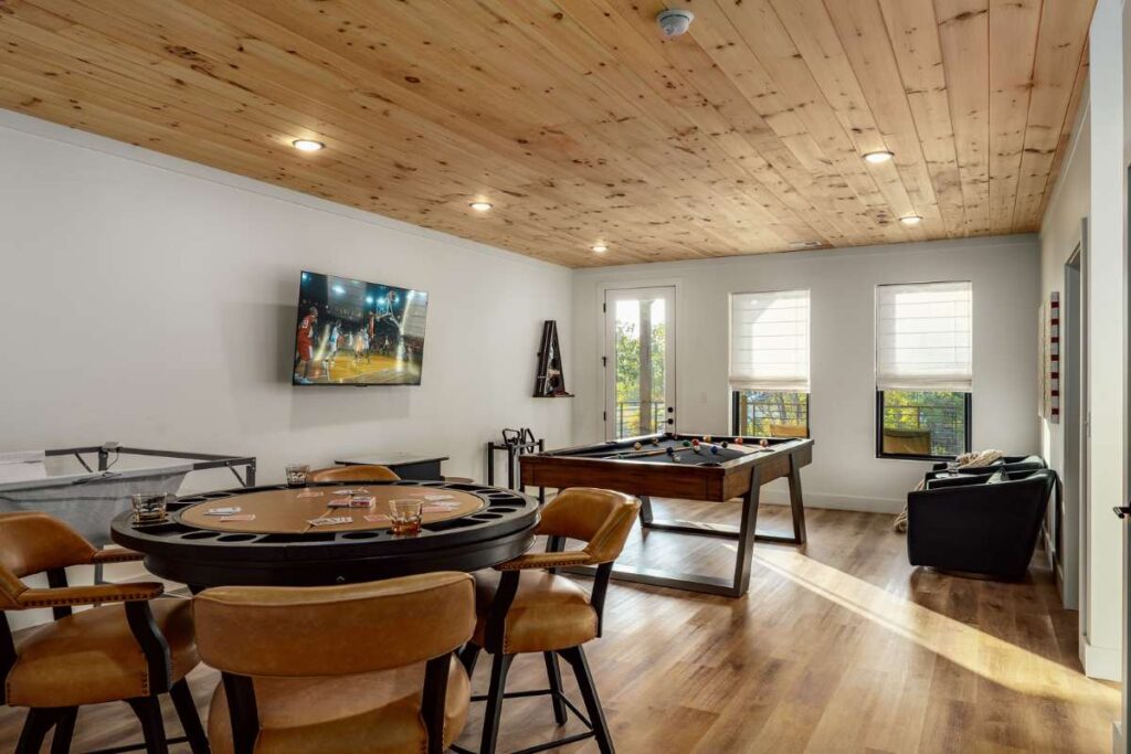 Cabins with Game Rooms Pigeon Forge