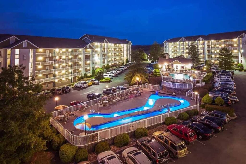 Three Bedroom Vacation Condo Rentals in Downtown Pigeon Forge near Dollywood