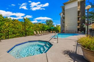 Cedar Lodge Vacation Condo Cabin Rental Near Dollywood on the River