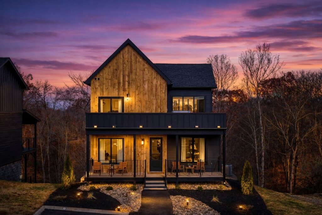 5 Bedroom Vacation Cabin Rental with Indoor Pool and Game Room Lodges at Reedmont